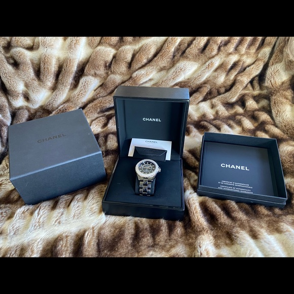 Chanel J12 Automatic H2014 42mm Women’s Watch - Picture 4 of 4